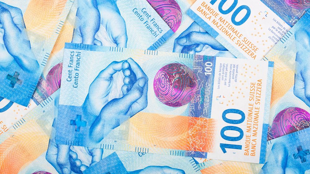 Cashless society? Not in Switzerland where people will vote on keeping banknotes and coins forever